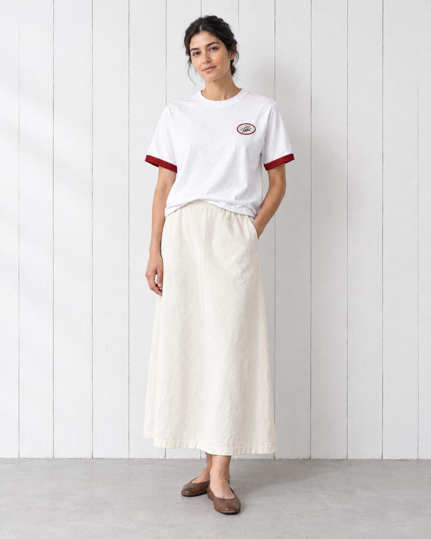 Signature T-shirt — On model